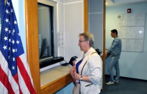 собеседовании в посольстве США